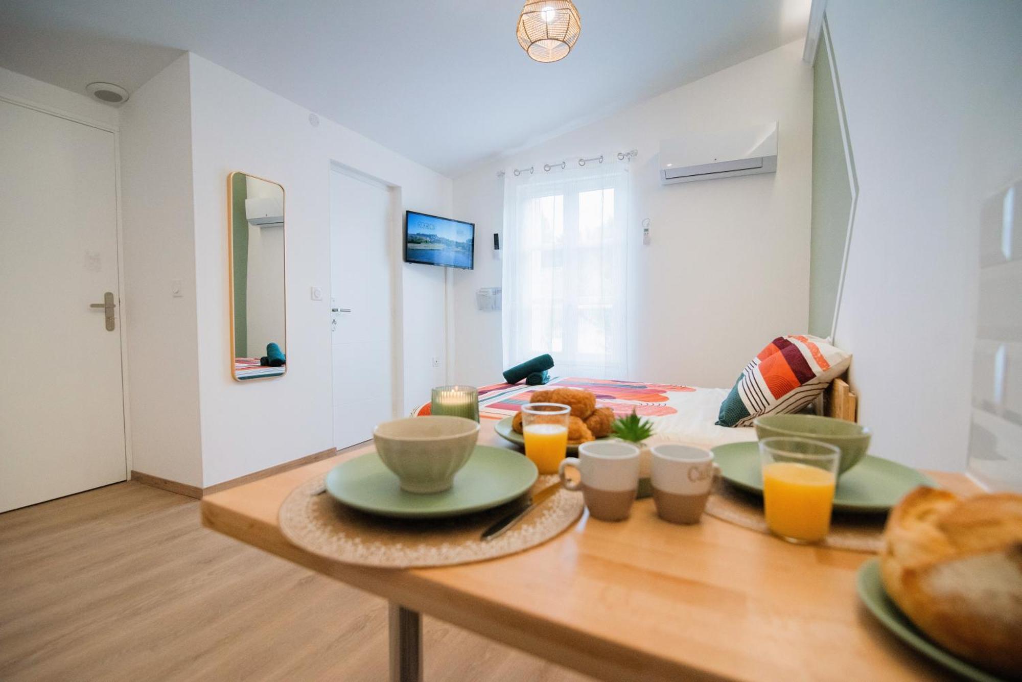 Tout Confort ! Ville, Climatisation, Parking, Wifi, Calme, Tv Carcassonne Dış mekan fotoğraf