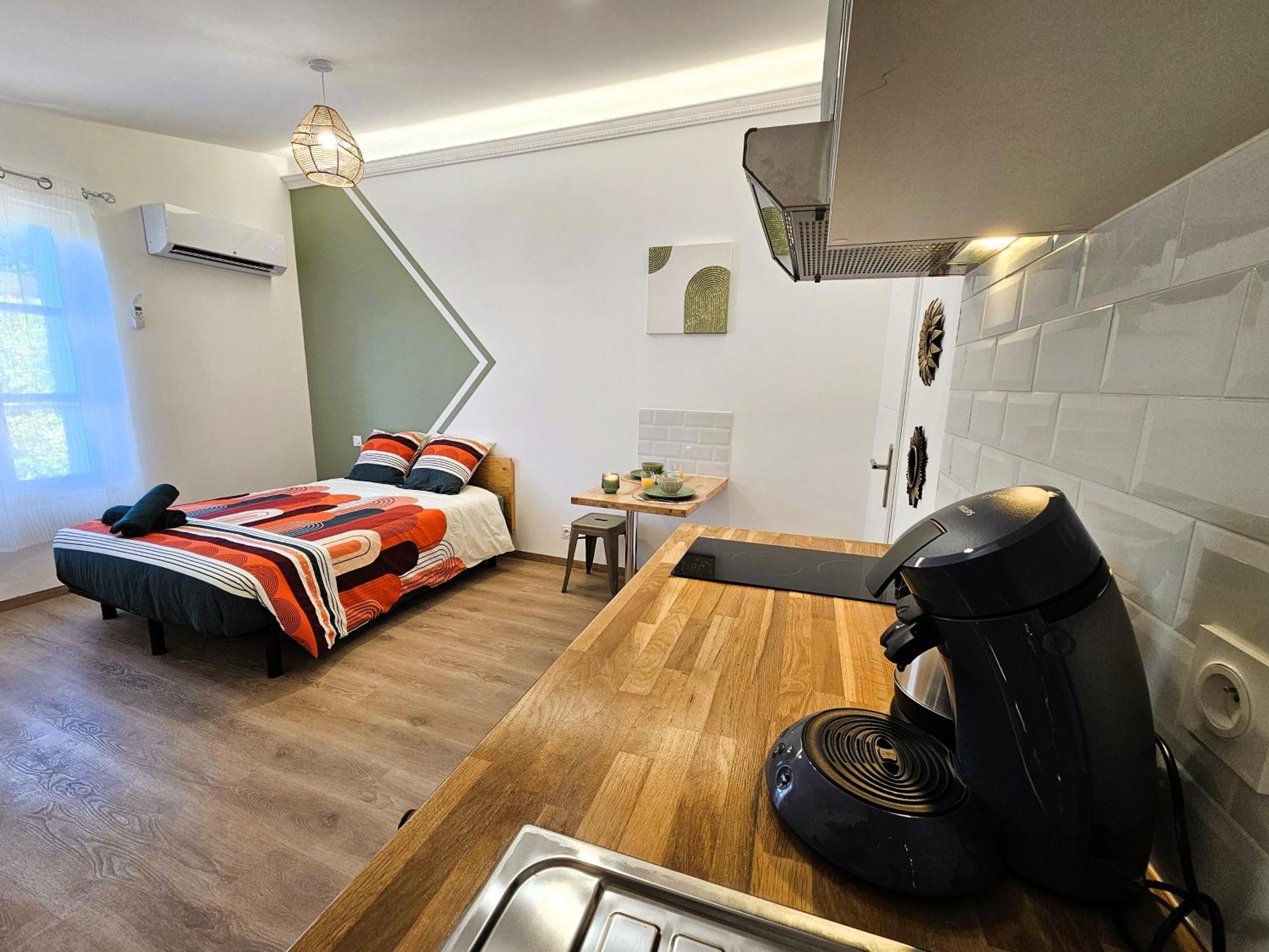 Tout Confort ! Ville, Climatisation, Parking, Wifi, Calme, Tv Carcassonne Dış mekan fotoğraf