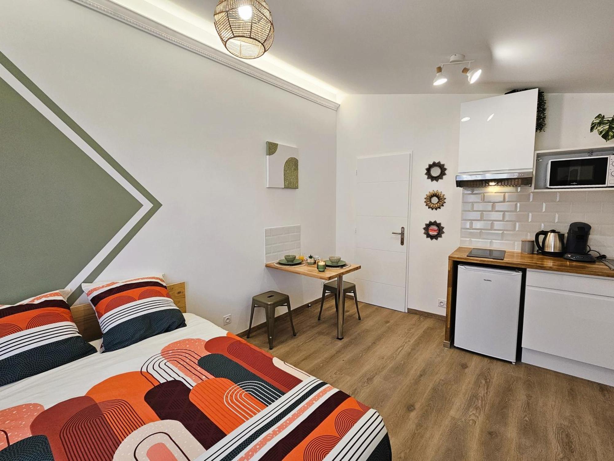 Tout Confort ! Ville, Climatisation, Parking, Wifi, Calme, Tv Carcassonne Dış mekan fotoğraf
